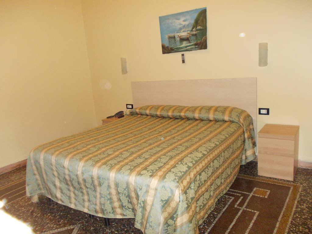 Albergo Boccadasse Genua Zimmer foto
